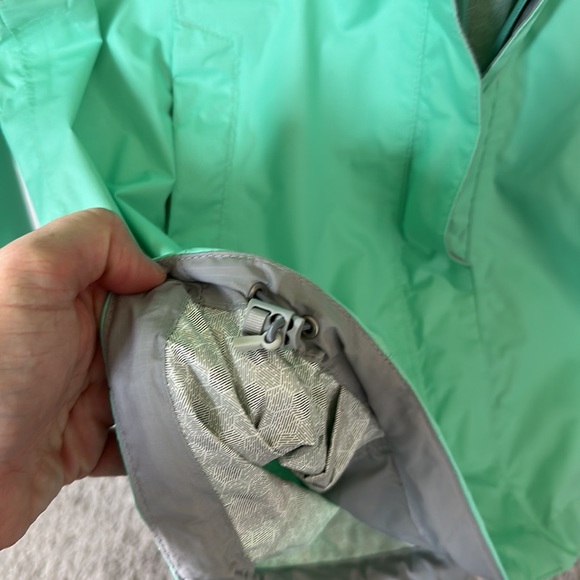 The North Face 💚 Jacket - Picture 10 of 16